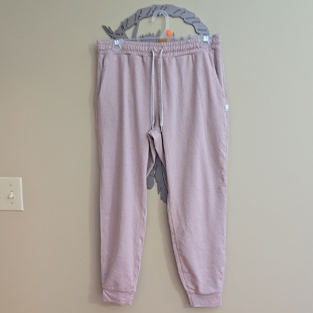 Vuori Womens Light Pink Jogger pants